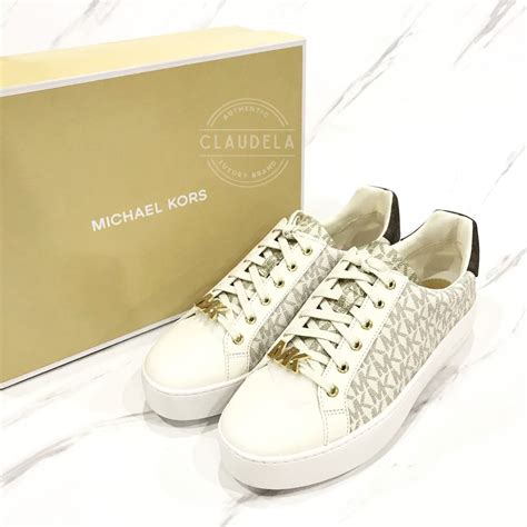 poppy lace up michael kors vanilla|mike Kors poppy sneaker.